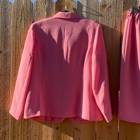 🔥 Take 50% OFF- Signature Collection 2pcs Women's Skirt Suit, Size-12P - Picture 11 of 16